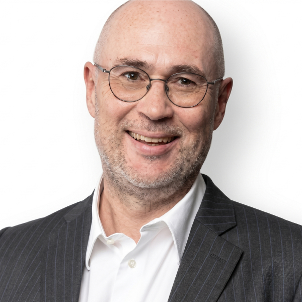 Dr. Florian Budde